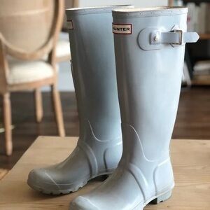 Hunter Baby Blue Boots like-new barely worn 7